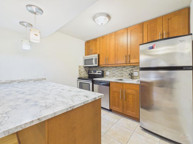 7685 Northcross DR 921, Austin, TX 78757