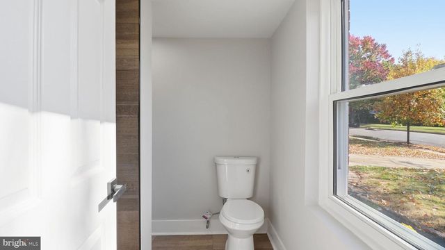 6118 HELLEN LEE DR, Clinton, MD 20735