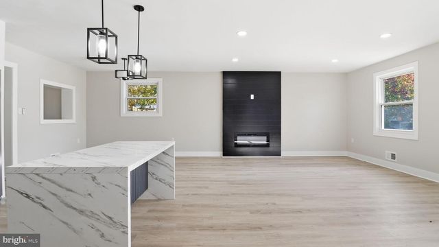 6118 HELLEN LEE DR, Clinton, MD 20735