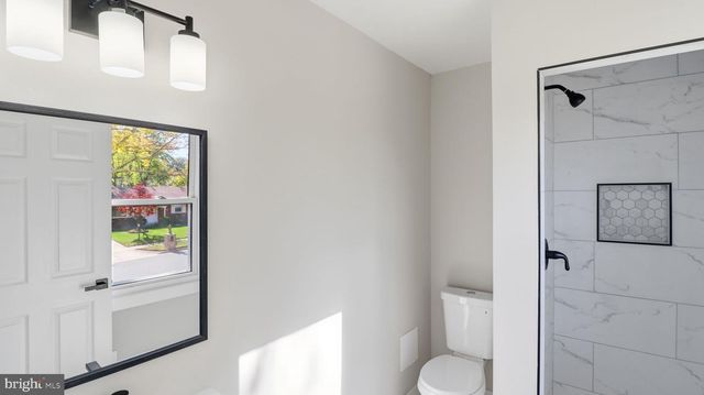 6118 HELLEN LEE DR, Clinton, MD 20735