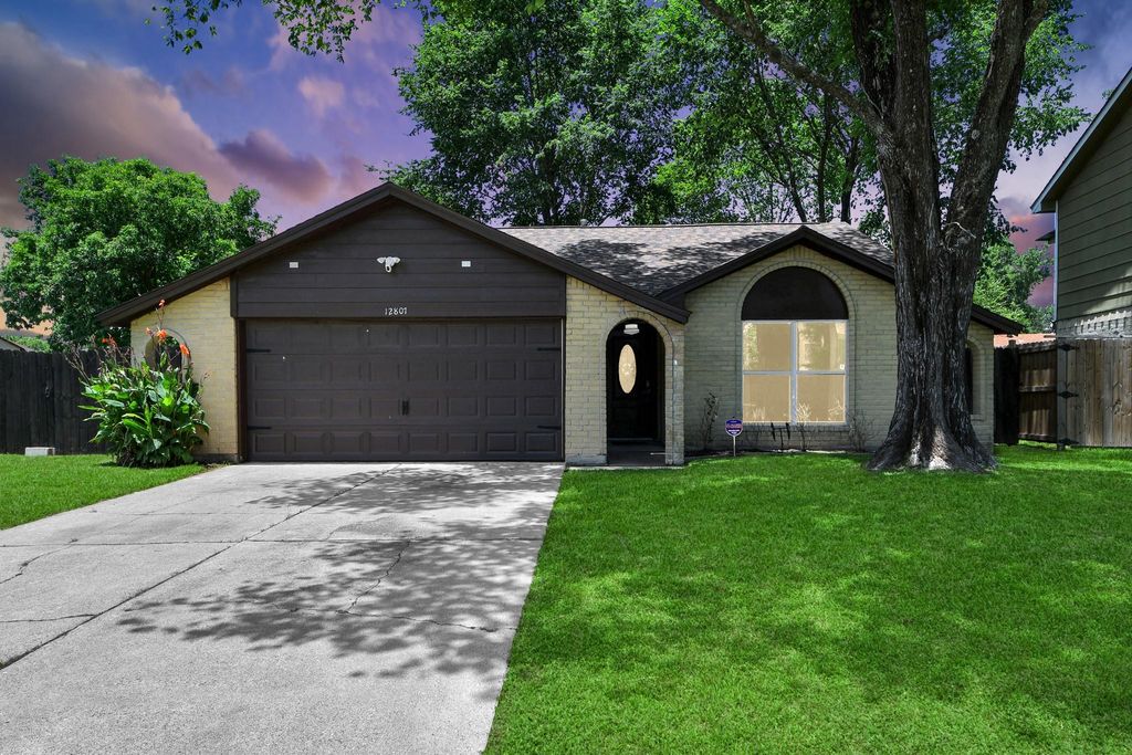 12807 Crystal Cove Drive, Houston, TX 77044