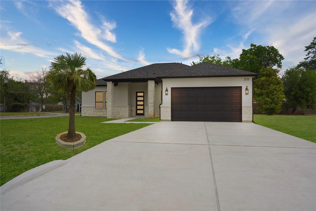 511 Laurel Street, La Marque, TX 77568