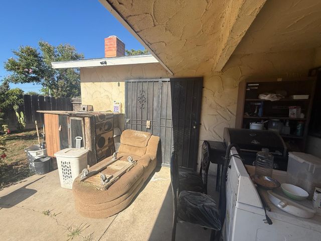 829 Ashlan Way, Madera, CA 93638