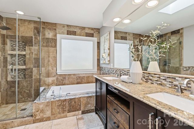 2732 Providence Spring Lane, Charlotte, NC 28270