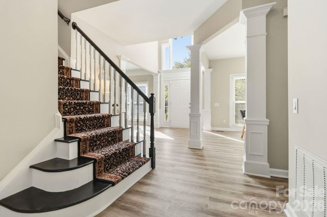 2732 Providence Spring Lane, Charlotte, NC 28270