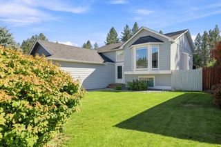 416 E Blackhawk Dr, Spokane, WA 99208