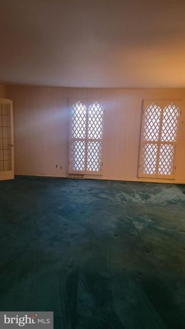 1028 OWL LN, Cherry Hill, NJ 08003