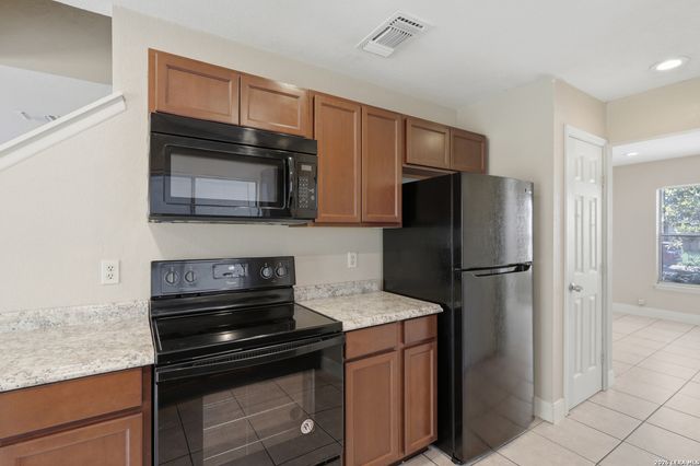 7739 Alverstone Way, San Antonio, TX 78250