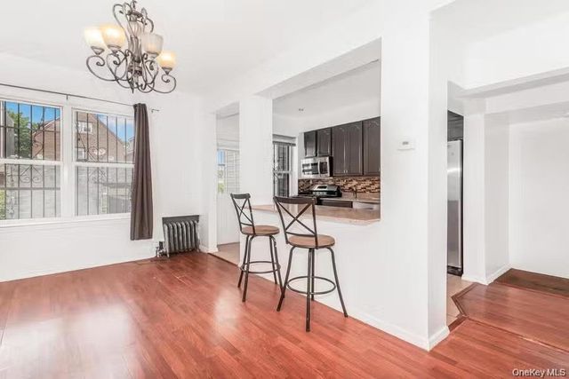 951 E 221st Street, Bronx, NY 10469