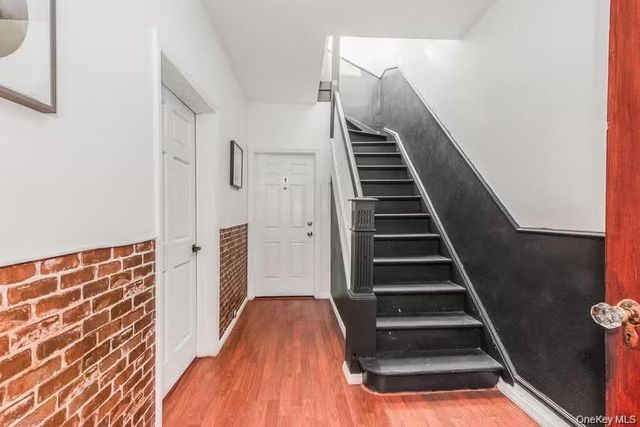 951 E 221st Street, Bronx, NY 10469