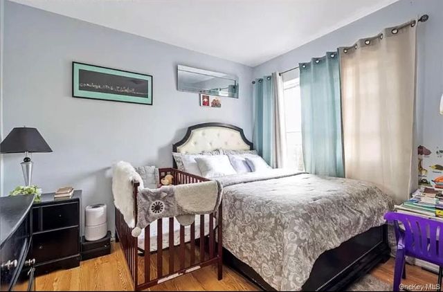 951 E 221st Street, Bronx, NY 10469
