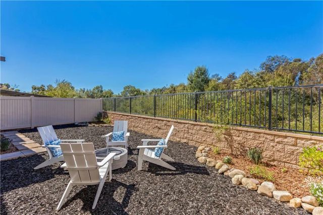 6658 Sand Castle Pl, Goleta, CA 93117