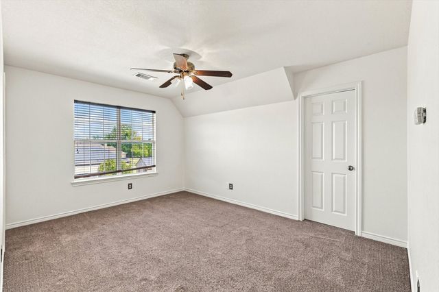 47 Preakness Place Road, Van Alstyne, TX 75495