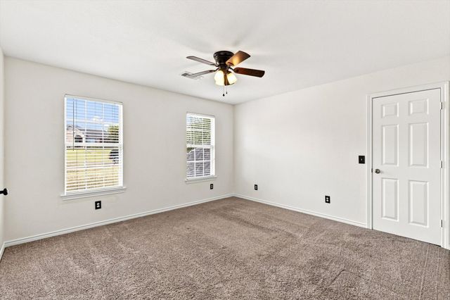 47 Preakness Place Road, Van Alstyne, TX 75495