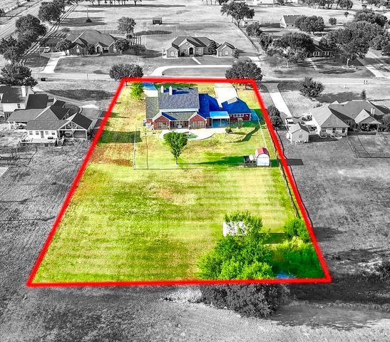 47 Preakness Place Road, Van Alstyne, TX 75495