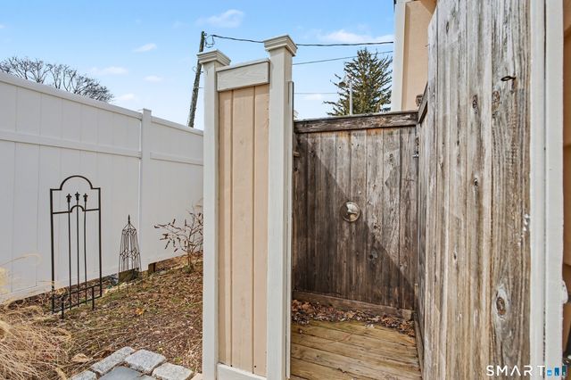 26 North Street, Madison, CT 06443