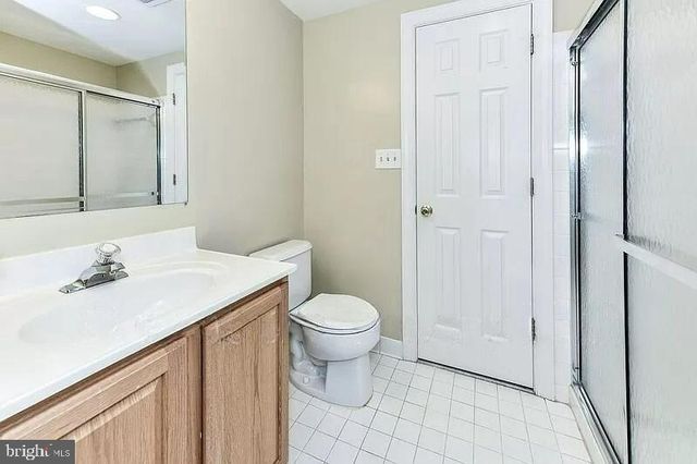 1088 SAFA ST, Herndon, VA 20170