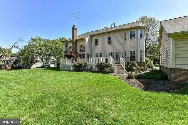 1088 SAFA ST, Herndon, VA 20170