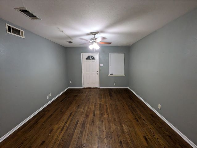 1817 Belmont Street, Mesquite, TX 75149