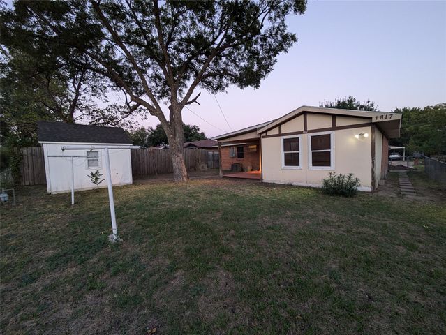 1817 Belmont Street, Mesquite, TX 75149