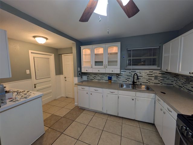 1817 Belmont Street, Mesquite, TX 75149