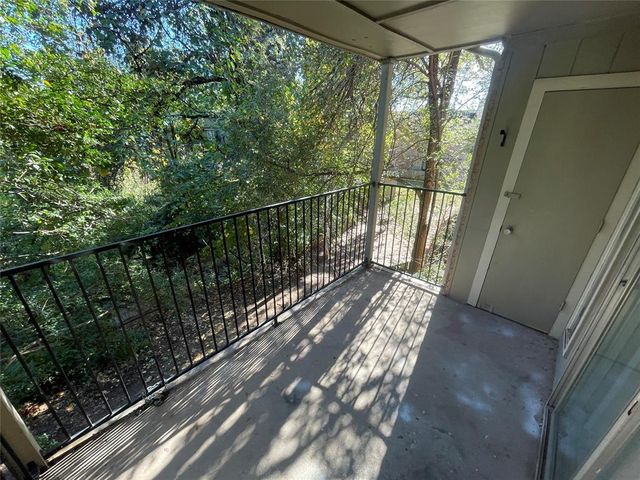 6724 N Meridian Avenue B, Oklahoma City, OK 73116