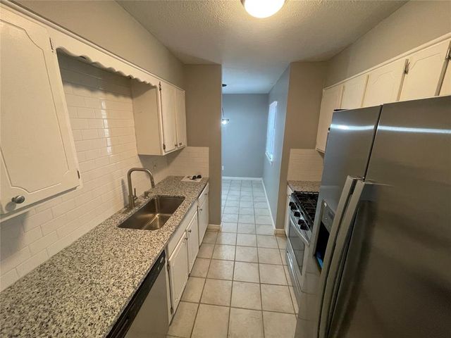 6724 N Meridian Avenue B, Oklahoma City, OK 73116