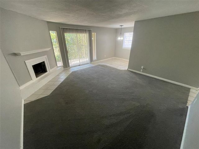 6724 N Meridian Avenue B, Oklahoma City, OK 73116