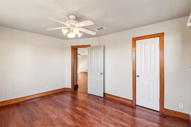 1217 Cherry Mountain LOOP, Fredericksburg, TX 78624