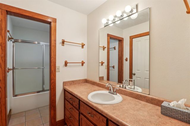 1217 Cherry Mountain LOOP, Fredericksburg, TX 78624