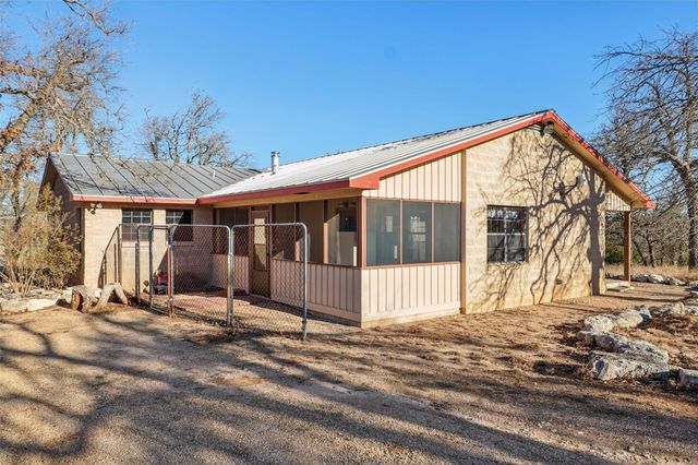 1217 Cherry Mountain LOOP, Fredericksburg, TX 78624