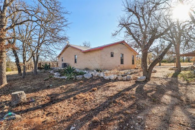 1217 Cherry Mountain LOOP, Fredericksburg, TX 78624