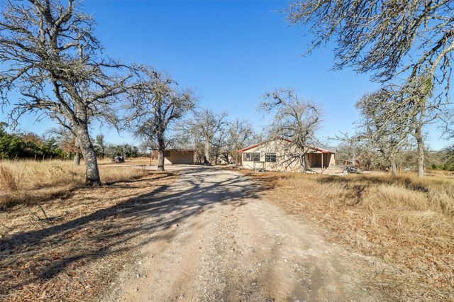 1217 Cherry Mountain LOOP, Fredericksburg, TX 78624