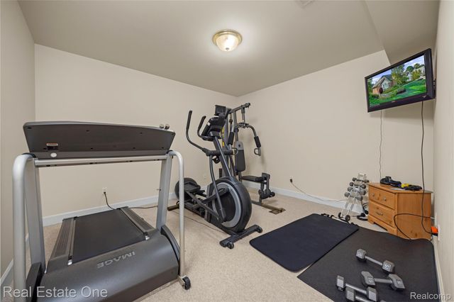 1937 Carsons Cove, Commerce Charter Township, MI 48390
