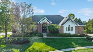 1937 Carsons Cove, Commerce Charter Township, MI 48390