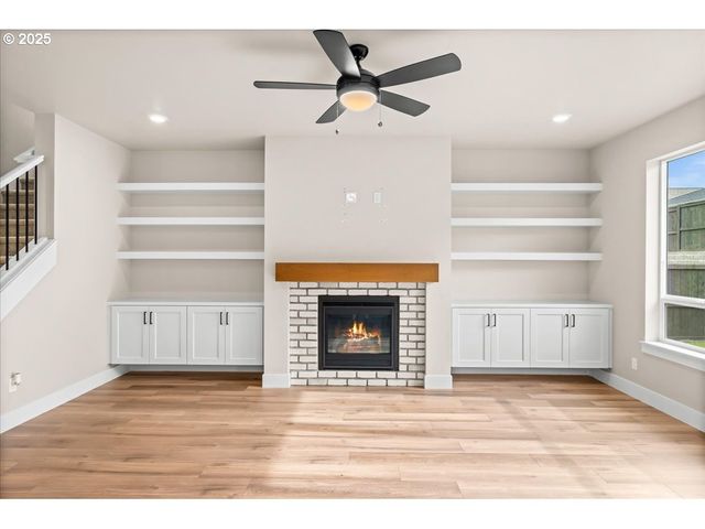 7236 Se BENEDICT St, Hillsboro, OR 97123