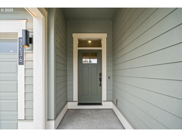 7236 Se BENEDICT St, Hillsboro, OR 97123