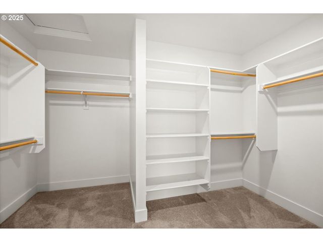 7236 Se BENEDICT St, Hillsboro, OR 97123