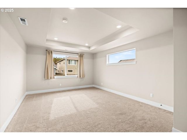 7236 Se BENEDICT St, Hillsboro, OR 97123