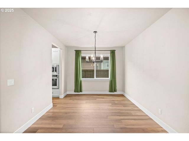 7236 Se BENEDICT St, Hillsboro, OR 97123