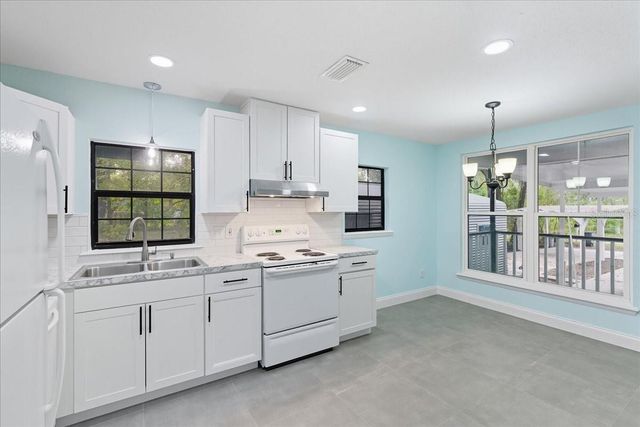 21445 SE 64TH AVENUE, Hawthorne, FL 32640