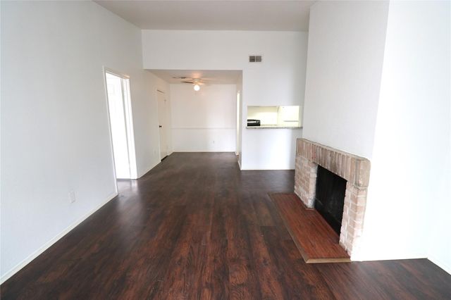 12659 Ashford Meadow Drive D, Houston, TX 77082