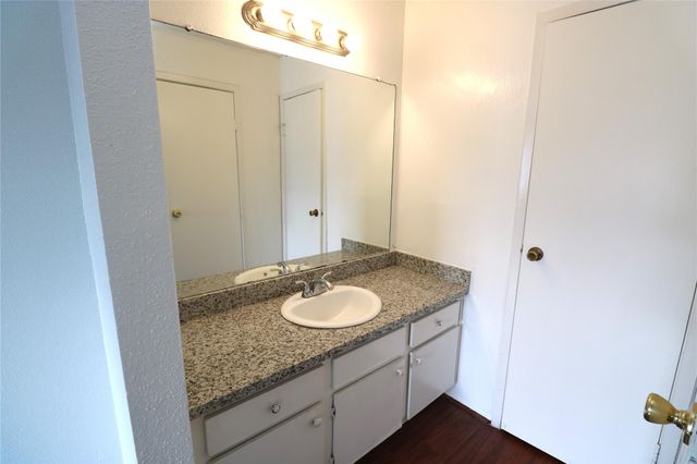12659 Ashford Meadow Drive D, Houston, TX 77082