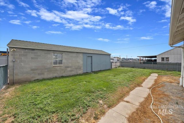 201 Locust Street South, Twin Falls, ID 83301