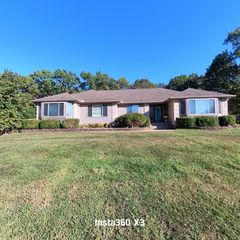 7584 Private Road 2453, West Plains, MO 65775