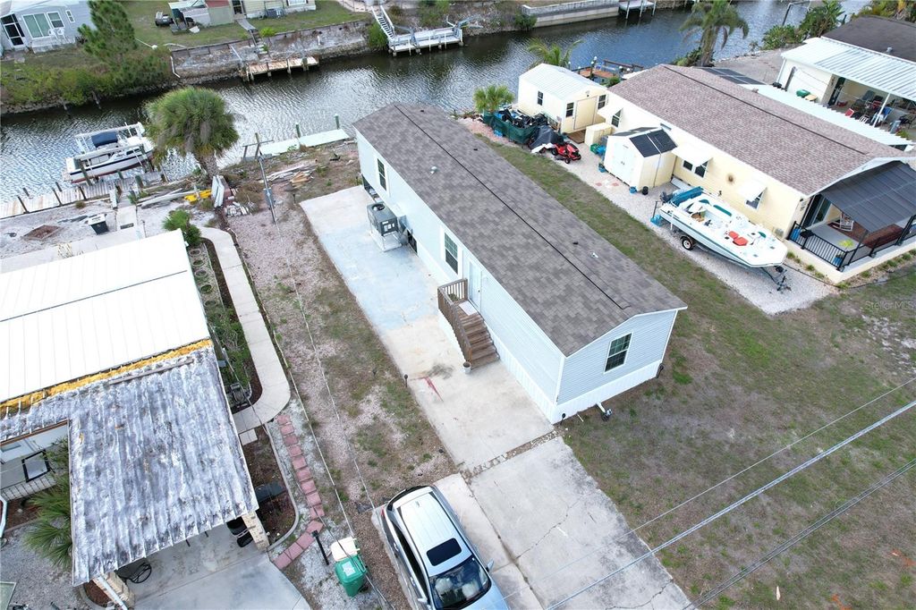 Image 8 of property listing at 1276 SEAGULL DRIVE, Englewood, FL 34224