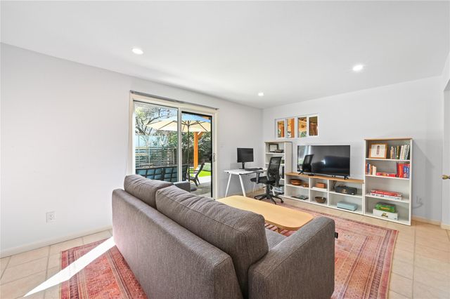 3907 Cresthill DR, Austin, TX 78731