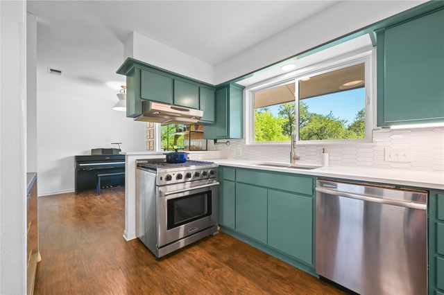 3907 Cresthill DR, Austin, TX 78731