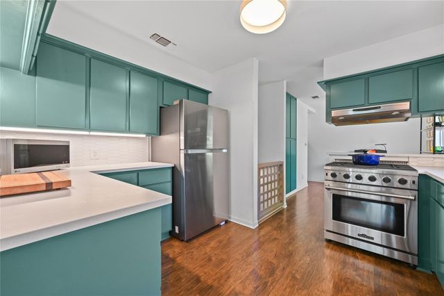 3907 Cresthill DR, Austin, TX 78731