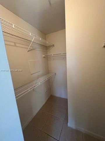 1900 Van Buren St 120B, Hollywood, FL 33020